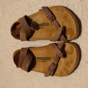 Birkenstock Yara Oiled leather